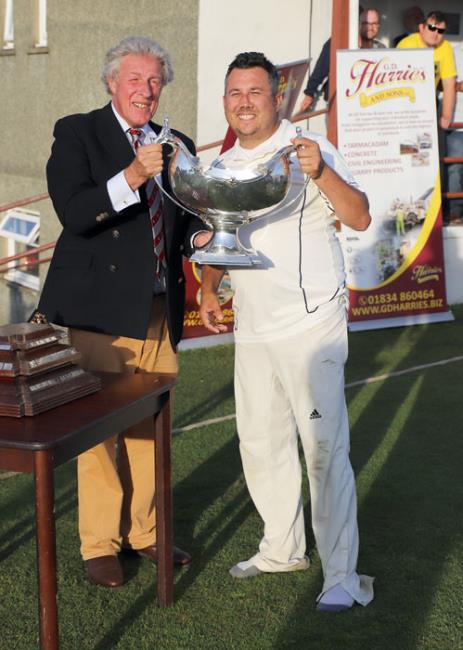 Hugh Harrison-Allen presents the Bowl to Danny Potter